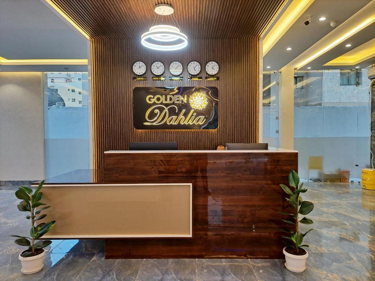 Golden Dahlia Fintas Aparthotel Kuwait City Exteriör bild